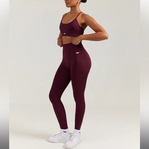 elite eleven cherry cola scrunch leggings & cross strap bra